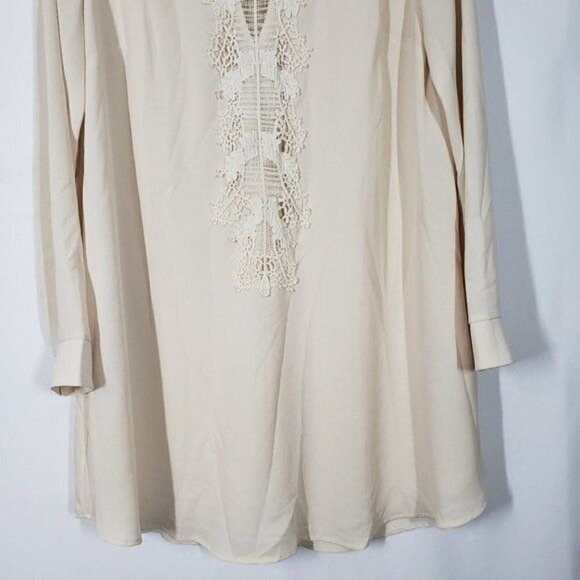 Astr The Label Crochet Lace Front Long Sleeve Shift Dress Cream Key Hole Back Md - Picture 4 of 13